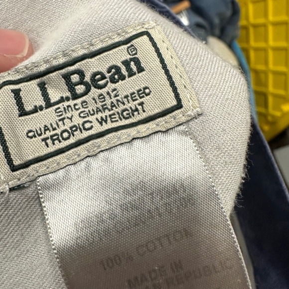 LL Bean Mens Navy Blue Pleated Tropic Weight Cotton Chino Pants Straight Leg - Picture 5 of 6